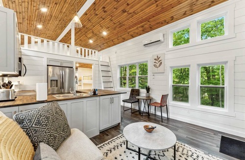 Menlo House | Family getaway in Menlo, GA