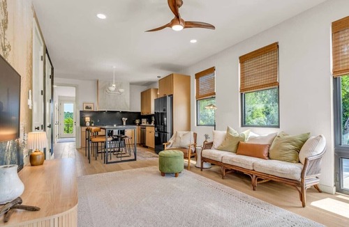 Knoxville Villa | Family Getaway | Theater + Arcade