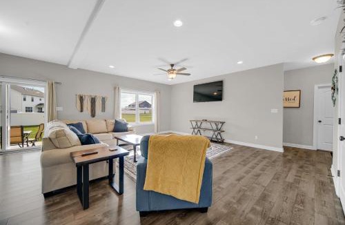 Cedar Lake House | Family Home in Cedar Lake - 4 Mi to the Water