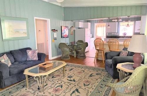 North Myrtle Beach House | Family - Johnsons Lair- Approx 476 Feet to the Beach