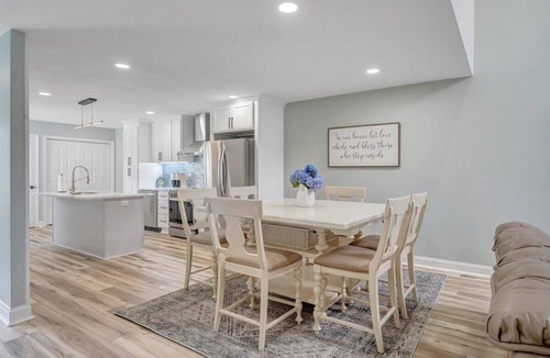 Smith Mountain Lake Cottage | Family Vacation Station - No Wake Lakefront Retreat on Smith Mountain Lake