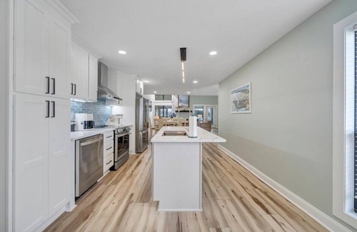 Smith Mountain Lake Cottage | Family Vacation Station - No Wake Lakefront Retreat on Smith Mountain Lake