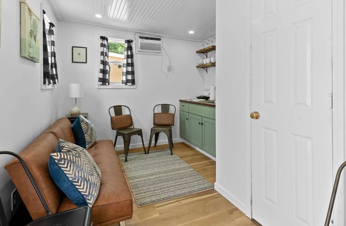 Lookout Valley Neighborhood Association House | Farm Stay w/ pool - 15 Mins to Chattanooga- Tiny 2
