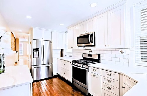 South Baltimore House | Federal Hill & Inner Harbor Lux Retreat: Sleeps 6