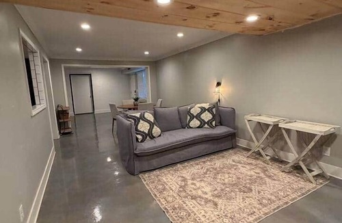 Goodlettsville House | Feels like home! 6 Bed 4 Bath 25 mins to Downtown
