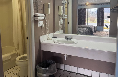 Tazewell Hotel | Fincastle Motor Inn