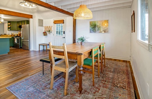 Hood House | Fire Pit Secluded Getaway Dog Friendly