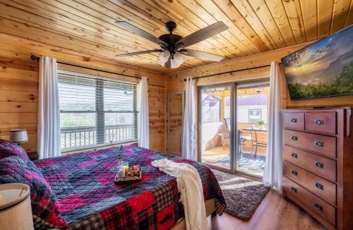 Pigeon Forge Villa | Firefly Cabin