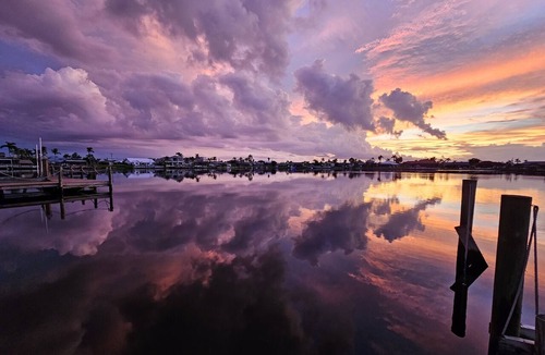 Eight Lakes Villa | First class location by Lake Britannia with direct gulf access