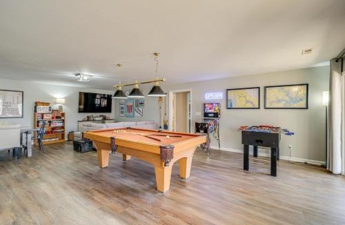 Westlake Corner House | Fish, Boat & Hike: Lakefront Home w/Game Room!