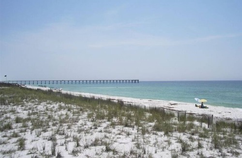 Sugar Beach House | FIVE STAR NAVARRE BEACH CONDO WHERE CONVENIENCE MEETS LUXURY