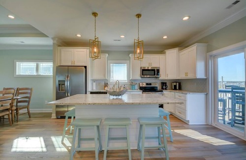 North Topsail Beach House | Flamingo Villa - Oceanfront B Luxury Home, Hot Tub, 6 bed 4.5 bath
