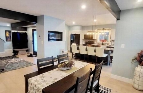 Moneta Villa | Flat lot w Sandy Beach, Kayaks, wifi