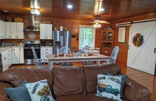 Lawsonville Cottage | Foot Hill Farms II Hanging Rock