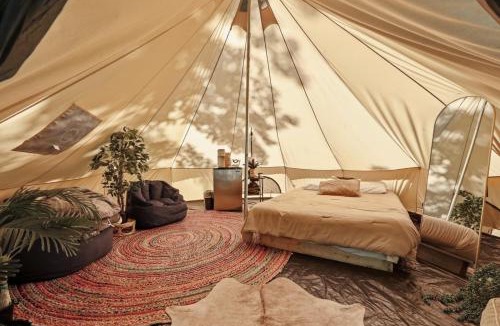 Stanton Other | Forest Glamping Retreat with Hot Tub & Fire in Red River Gorge, Wooded with Full Bath House
