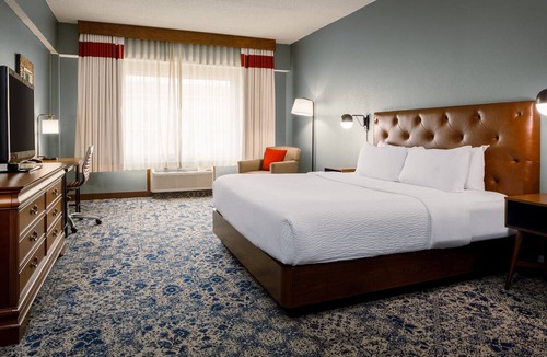 Fairgrounds Hotel | Four Points by Sheraton Louisville Airport