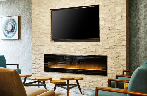 Westchester Hotel | Four Points by Sheraton Chicago Westchester/Oak Brook