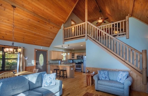 Bryson City Cabin | Fox Ridge-Hot Tub - Views - Open Large Wrap Around Deck