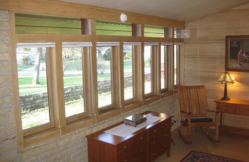 Austin House | Frank Lloyd Wright overnight rental - The Elam House