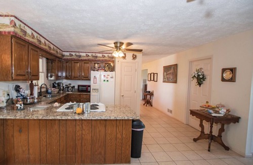 Winchester House | Franklin Ridge Farms Winchester ; Lexington 20 min. & Stanton 15min.