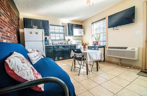 Winchester House | Franklin Ridge Farms Winchester ; Lexington 20 min. & Stanton 15min.