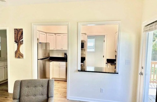 Charlottesville House | Fully updated home next to the Dairy Market plaza!