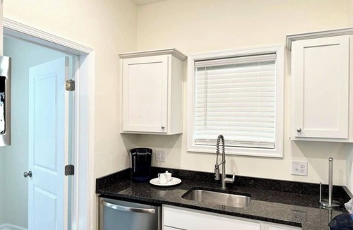 Charlottesville House | Fully updated home next to the Dairy Market plaza!