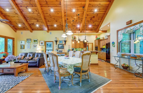 Sylva Cabin | Fun w/Family! Mtn-View Cabin w/Deck in Sylva