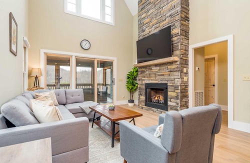 Cullowhee House | Game Room & Wraparound Decks: Cullowhee Home!