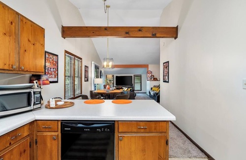 Clemson House | Gameday Getaway! - Less than 2 miles from Death Valley!