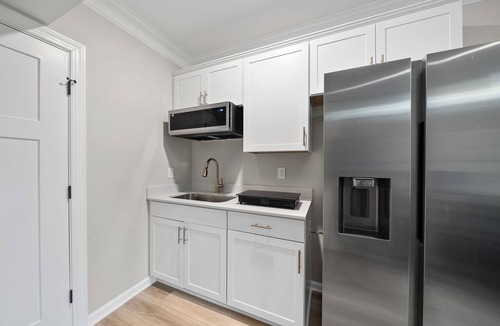 Durham Apartment | Garden-Level Suite Near Duke, Near RTP Private Entrance