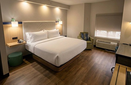 Frederick Hotel | Garner Hotel Frederick Southeast by IHG