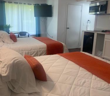 Corning Hotel | Gatehouse Motel