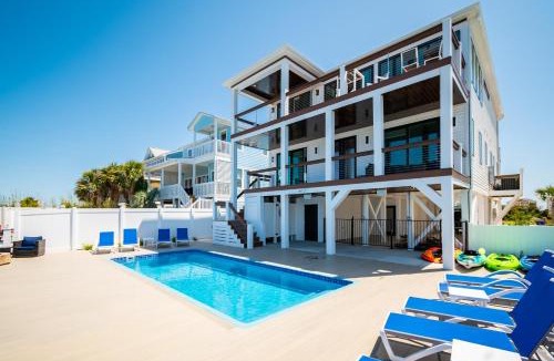 Oak Island House | Golden Hour by Oak Island Accommodations