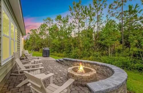 Red Hill Apartment | Golf Lovers 4BR with Course Access, Resort and More