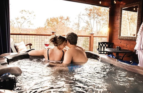 Brevard Cabin | Gorgeous Adults-Only Cabin with Hot Tub and Outdoor Fire Table, Perfect for a Romantic Escape in North Carolina