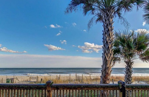 Myrtle Beach Apartment | *GRANDE CAYMAN RESORT CONDO*KING Bed*Great Pools*Hot Tubs*B21