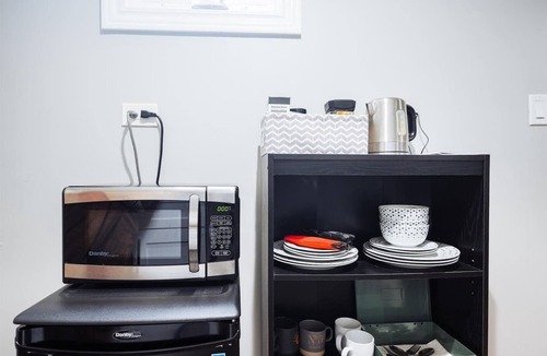 Avondale Apartment | Great Area Logan Square Apt Games Pets - Sleeps 5