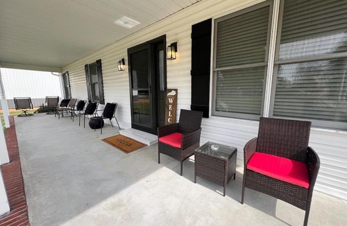 Benton House | Great comfy place and convenient location