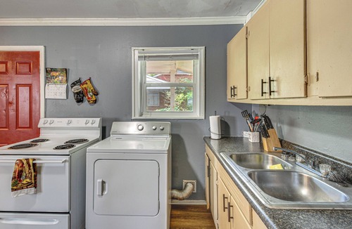 Decatur House | Great for Group & Work Stays! Decatur Unit By Dtwn