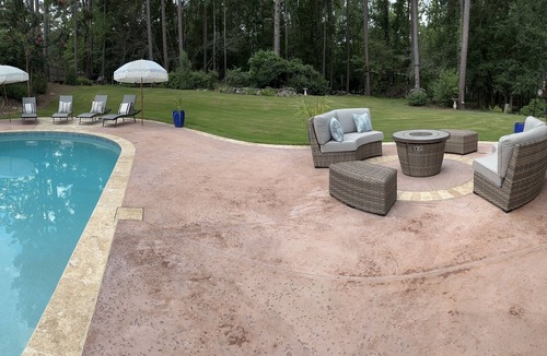 Evans House | Great Masters Rental. Very private! 15 minutes to Augusta National. With pool.