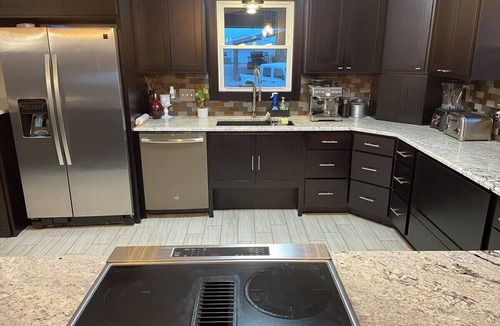 Arlington House | Great Place to Stay when Visiting - Pet Friendly
