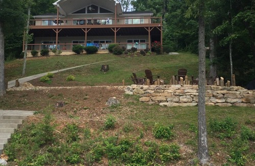 Big Creek House | Great views, Top Rated Home on Big Creek, Norris Lake