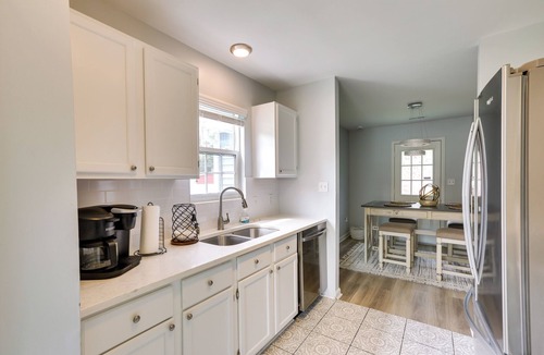 Greensboro Cottage | Greensboro Vacation Rental w/Patio, Yard!