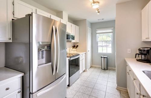 Greensboro Cottage | Greensboro Vacation Rental w/Patio, Yard!