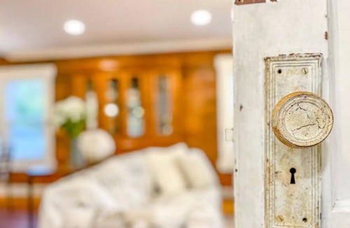 Bentonville House | Greta’s Place