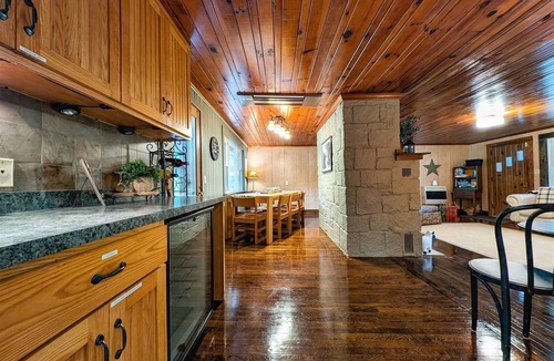 Waynesville House | Greystone in the Glen-Charming Historic Cottage with Great Balsam Mountain