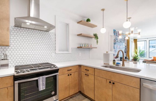 East Nashville Villa | Group-friendly home one mile from Nissan Stadium