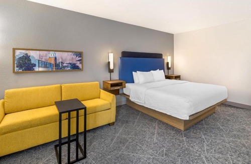 Carbondale Hotel | Hampton Inn Carbondale