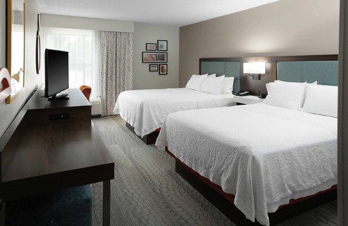 Jasper Hotel | Hampton Inn Jasper